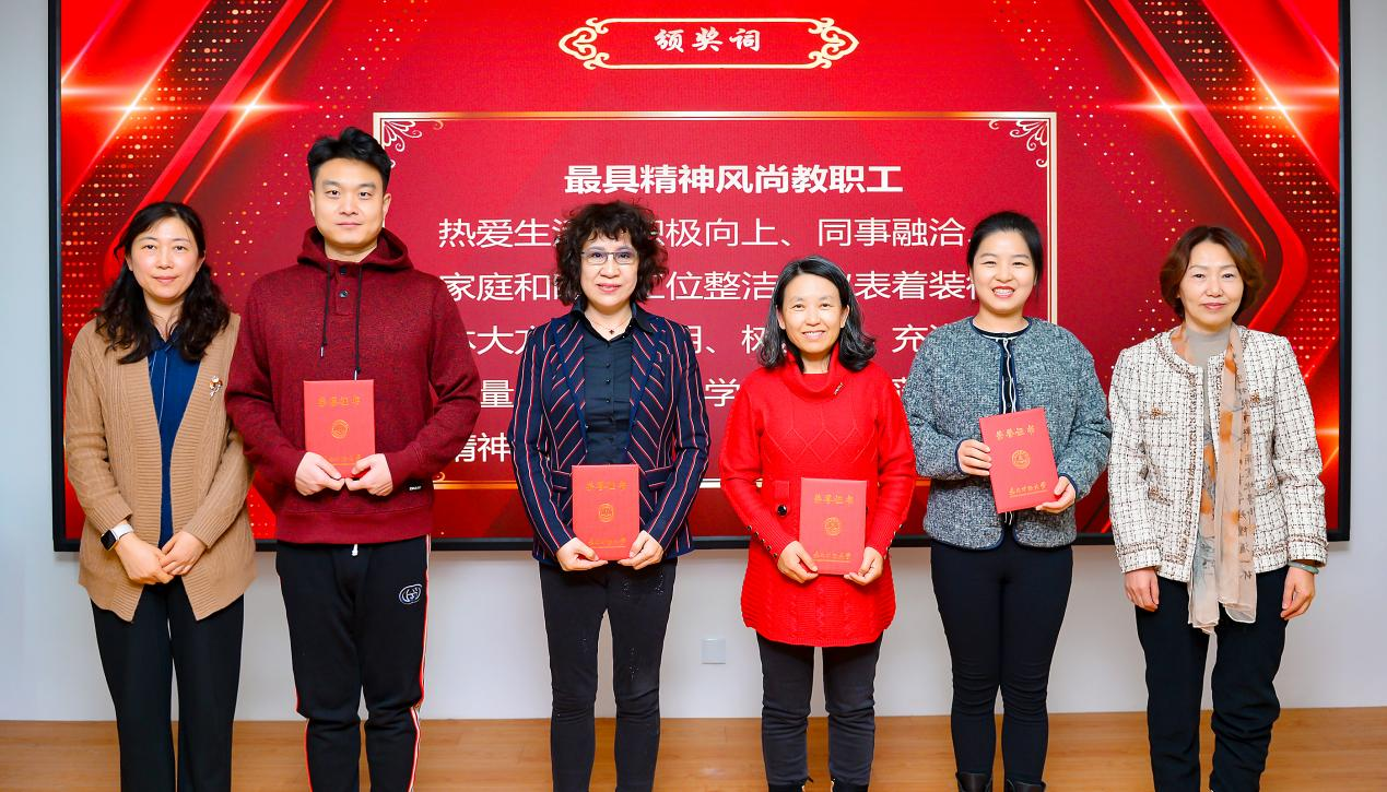 1704536160407533.png 1704536160407533.png