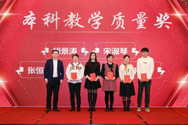 1736125559960085.png 图片4.png